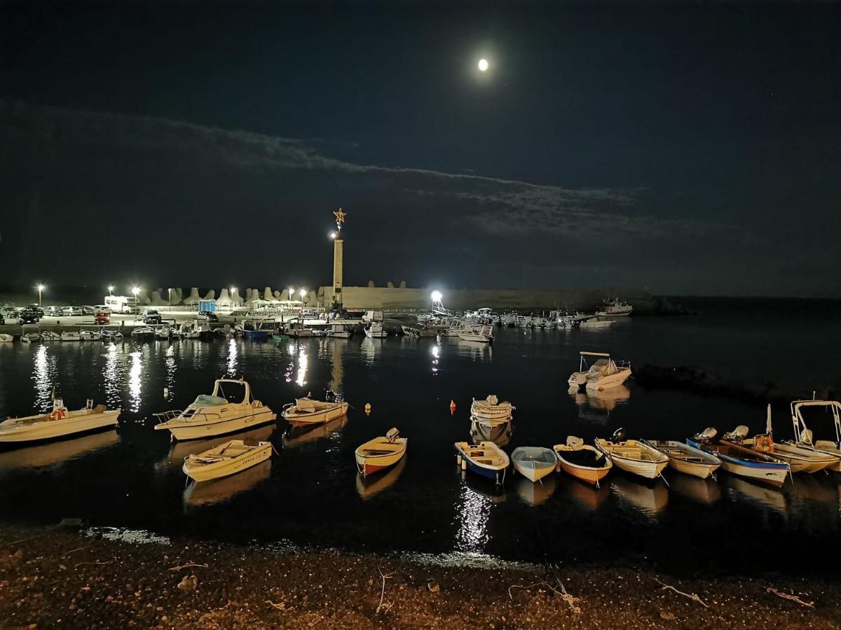 Infinito Mare Villa Acireale Bagian luar foto